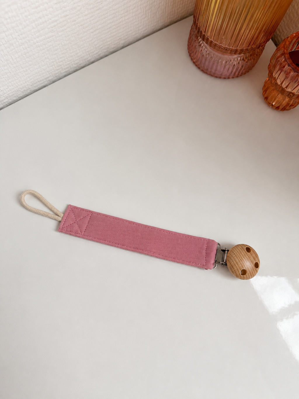 Attache tétine brodé