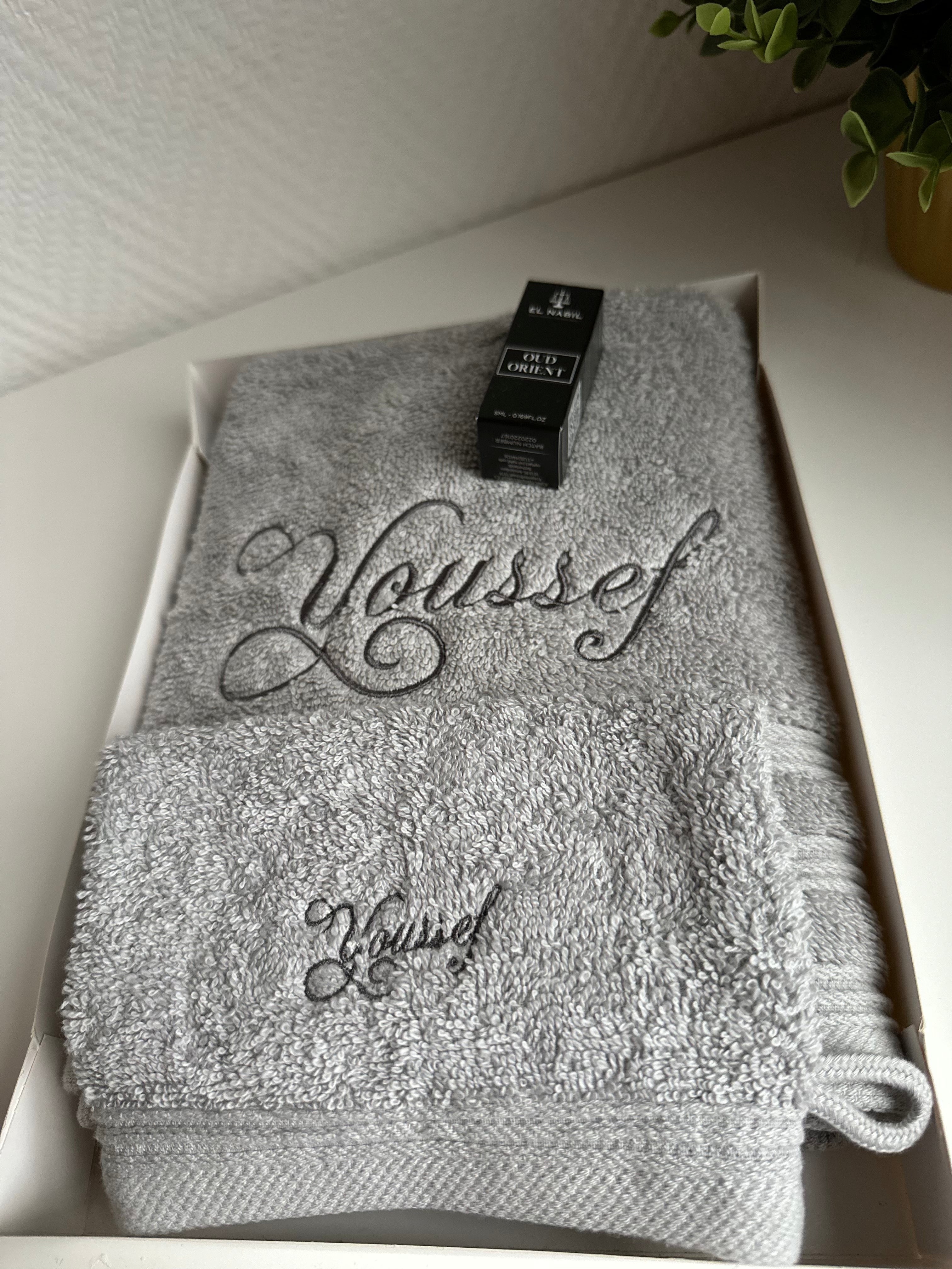 Bain brodé oud