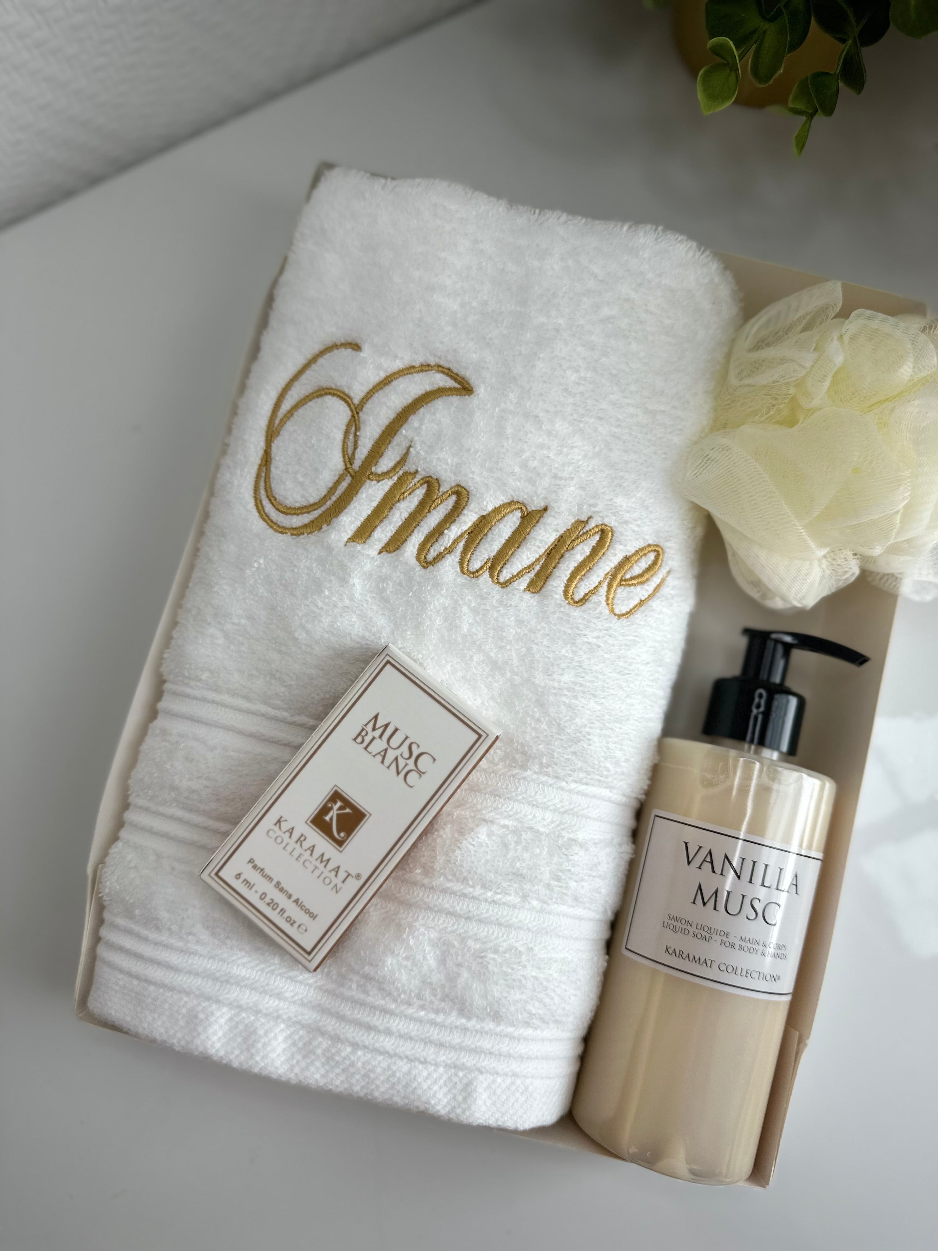 Coffret de bain brodé