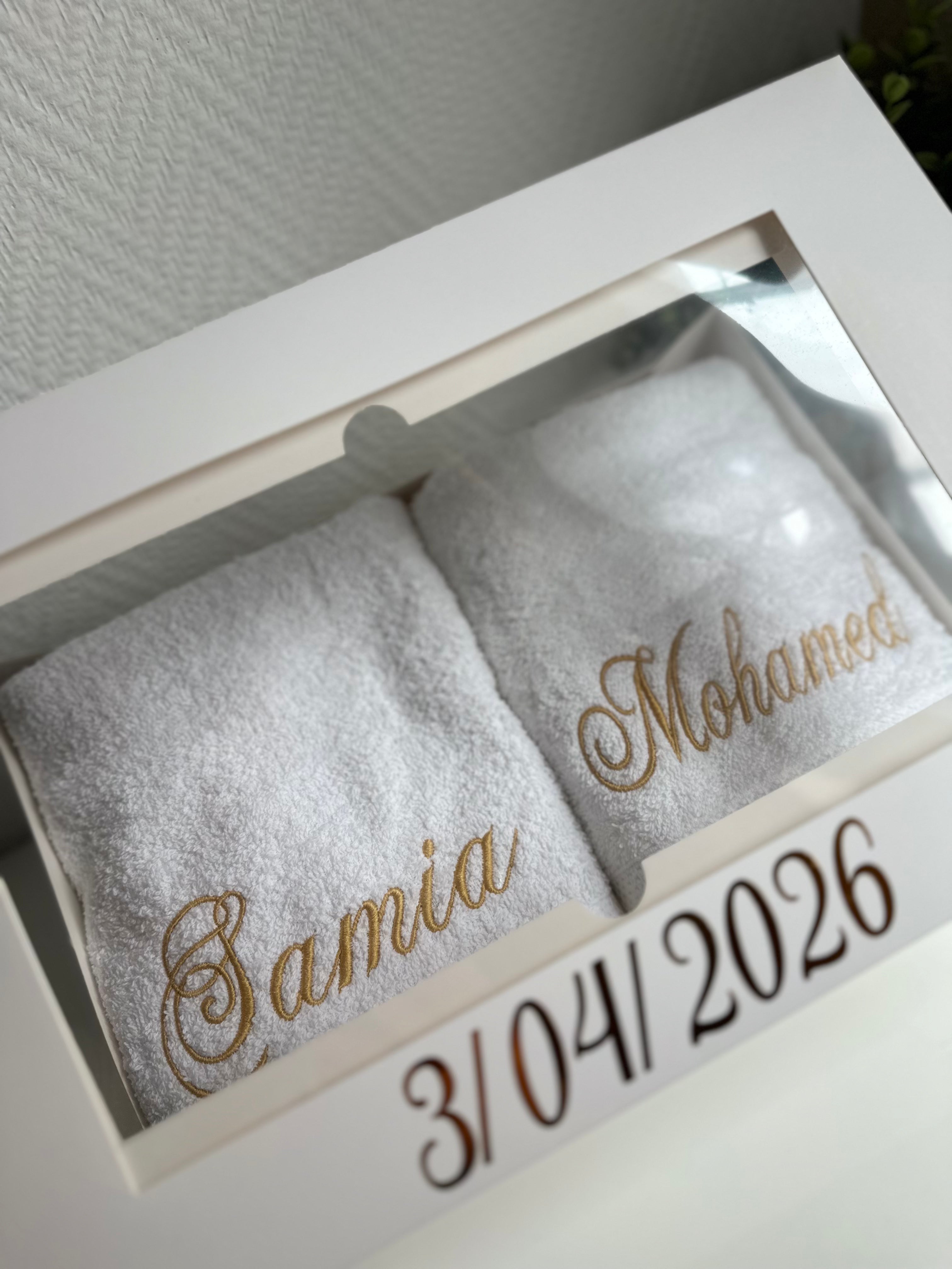 Coffret serviette de bain brodé